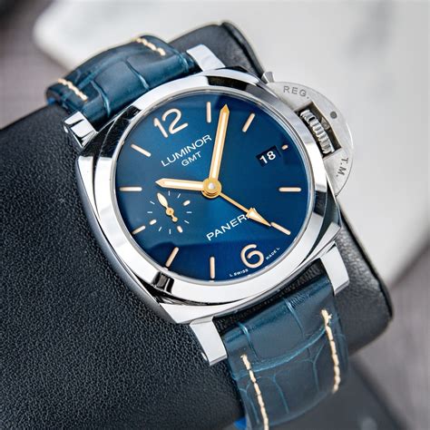 luminor panerai gmt blue|Panerai Luminor pam 00889.